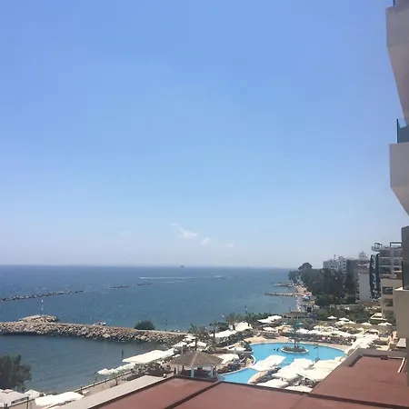 Apartament Gulf Palace Limassol