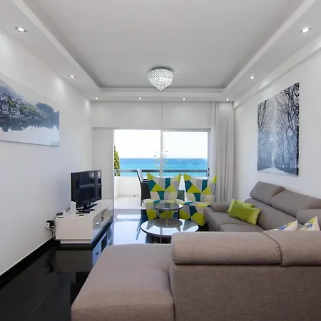 Gulf Palace Apartament