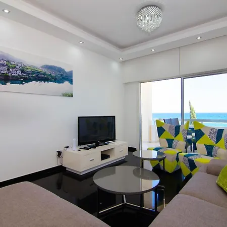 Gulf Palace * Лимасол