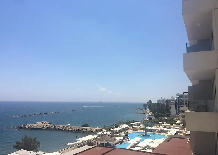 Appartamento Gulf Palace Limisso