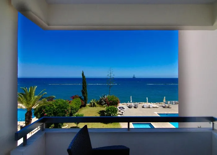 Gulf Palace * Limisso