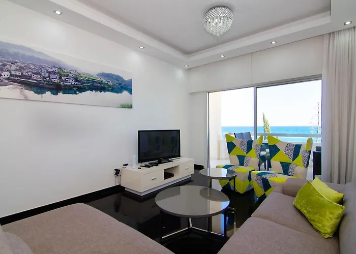 Gulf Palace * Limisso